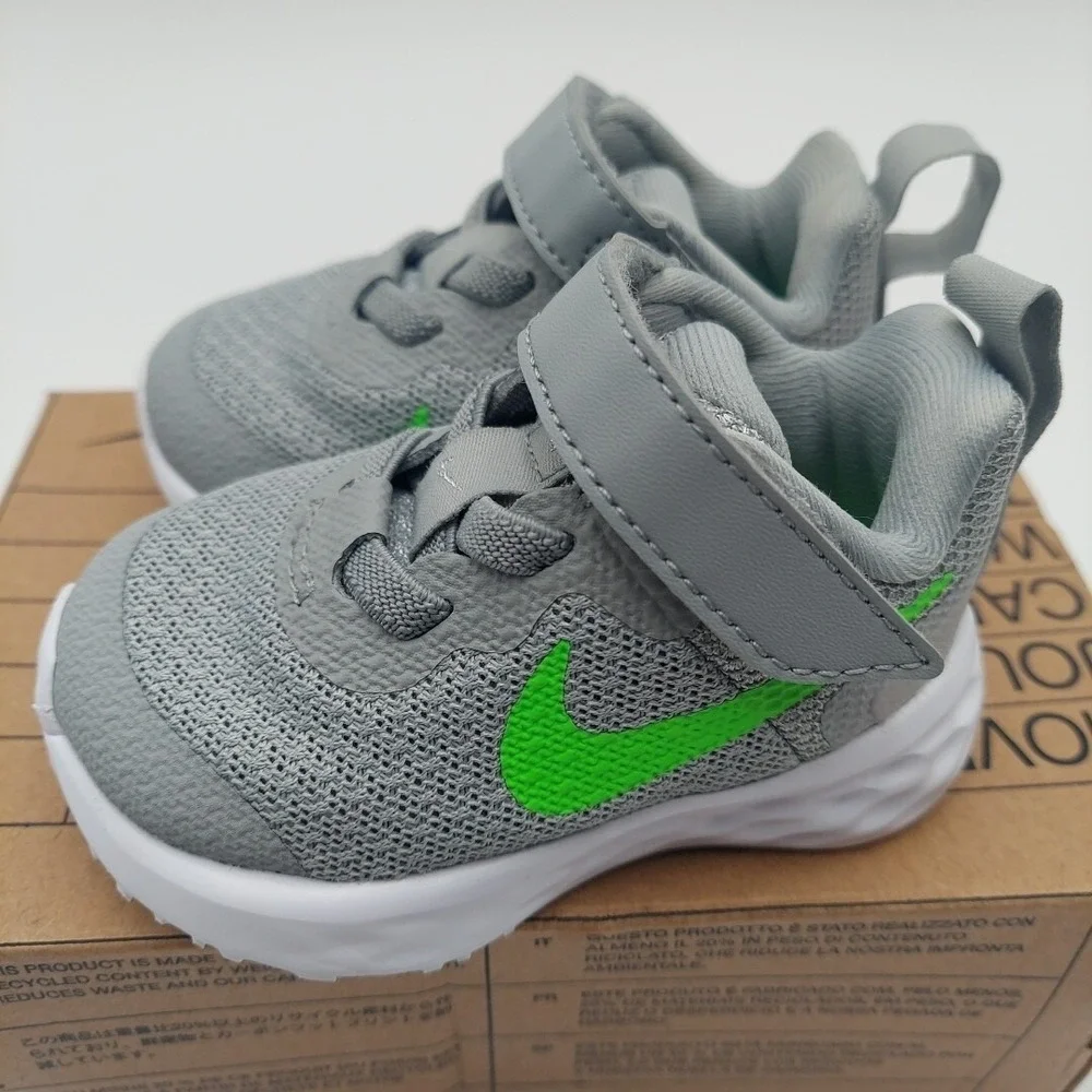 Toddler Boy's Size 2C - Nike Revolution 6 NN (TDV)